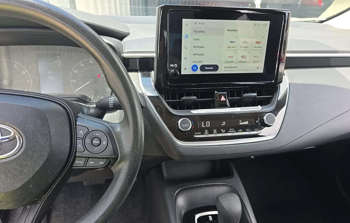 2023 TOYOTA COROLLA LE 7