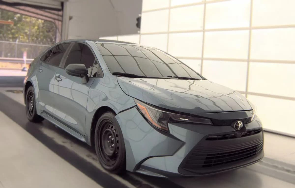 2023 TOYOTA COROLLA LE 4