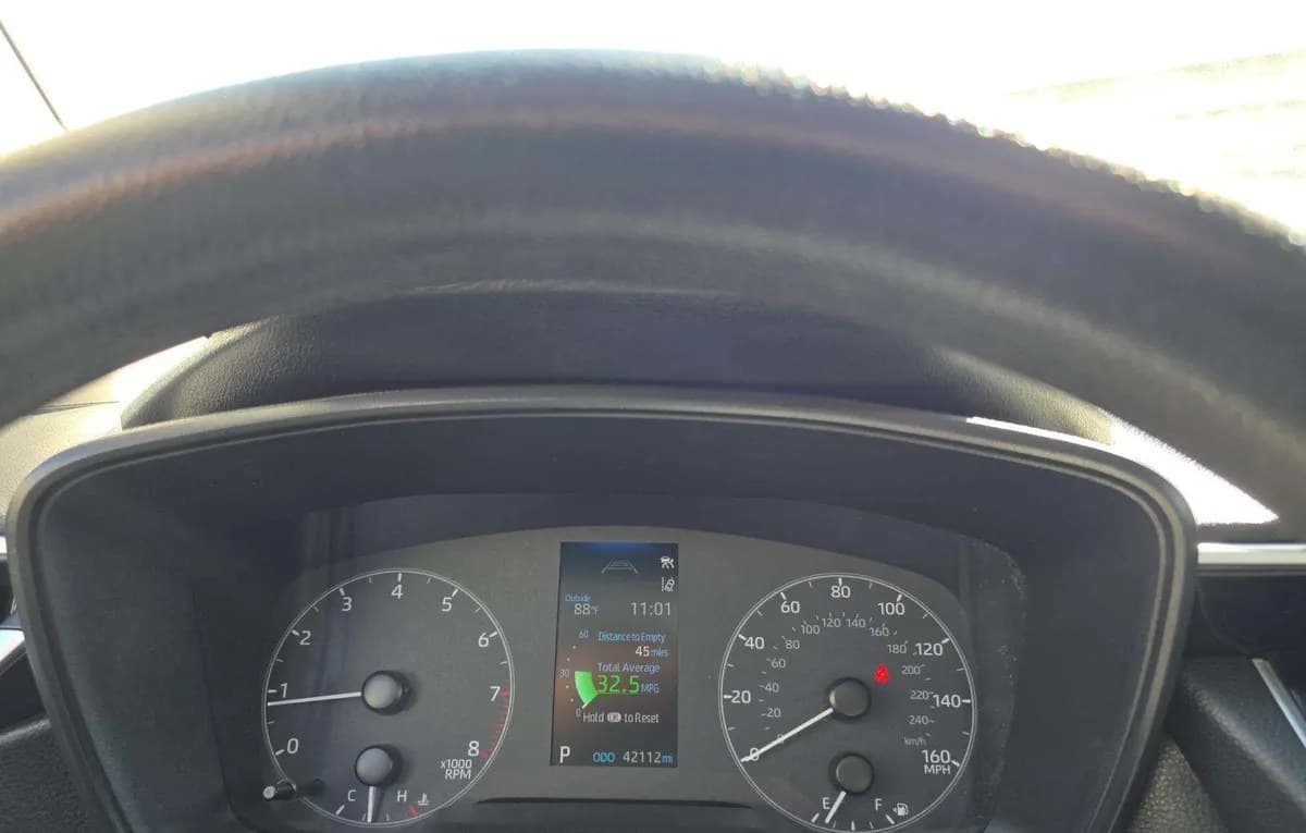 2024 TOYOTA COROLLA LE 6