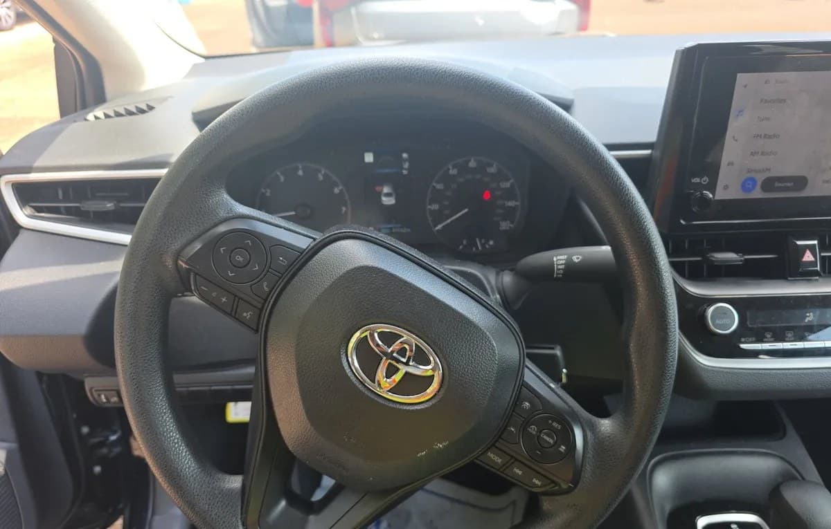 2025 TOYOTA COROLLA LE 7