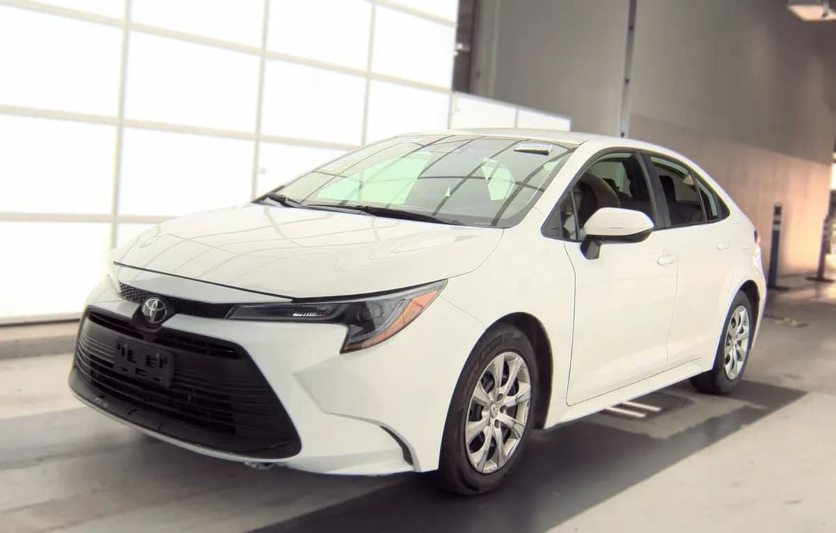 2025 TOYOTA COROLLA LE 2