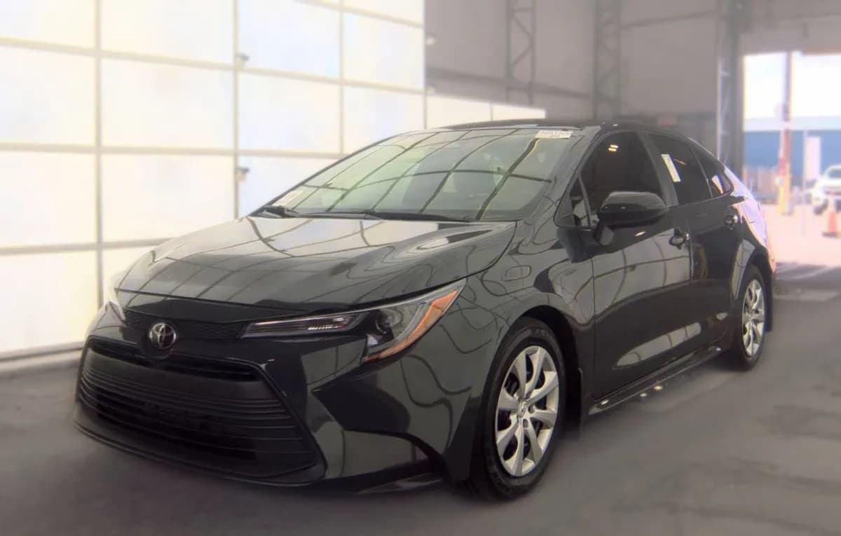 2025 TOYOTA COROLLA LE 2