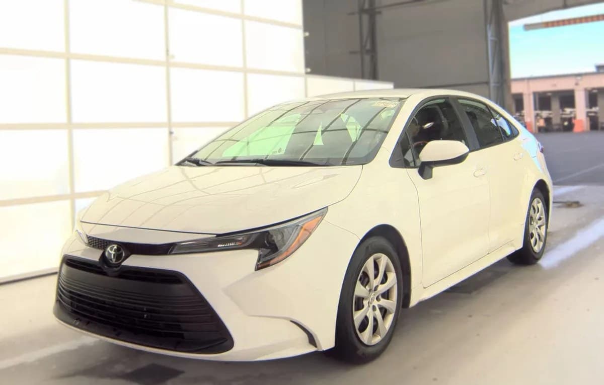 2026 TOYOTA COROLLA LE 2
