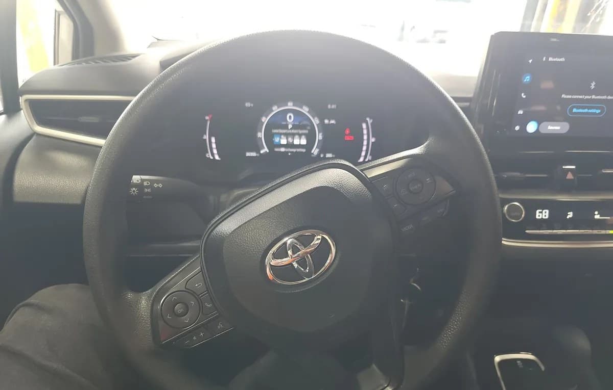 2026 TOYOTA COROLLA LE 7