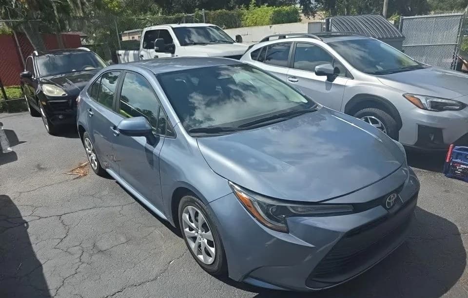 2023 TOYOTA COROLLA LE 4