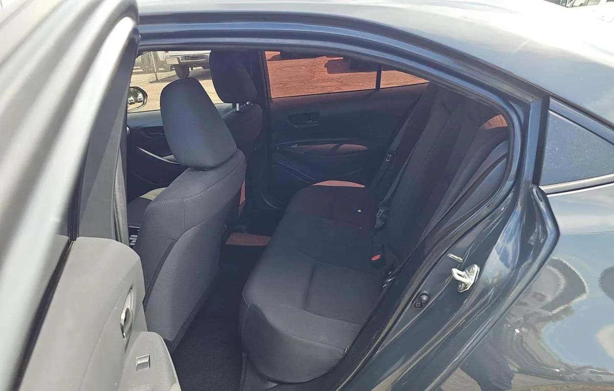 2023 TOYOTA COROLLA LE 7