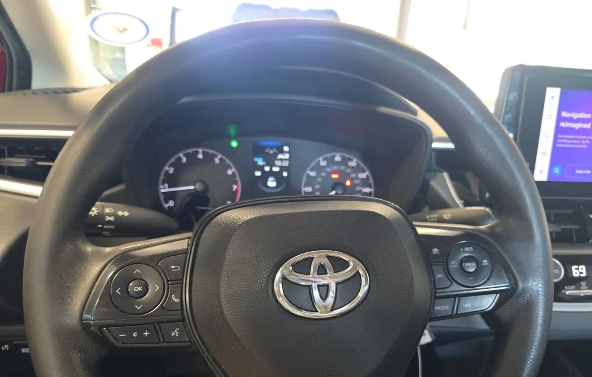 2024 TOYOTA COROLLA LE 7