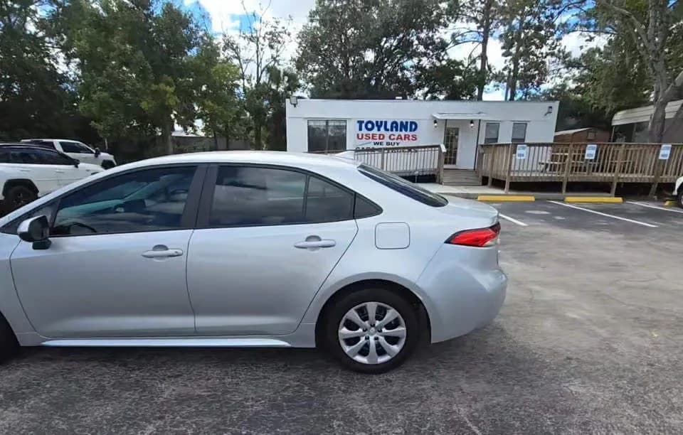 2024 TOYOTA COROLLA LE 4