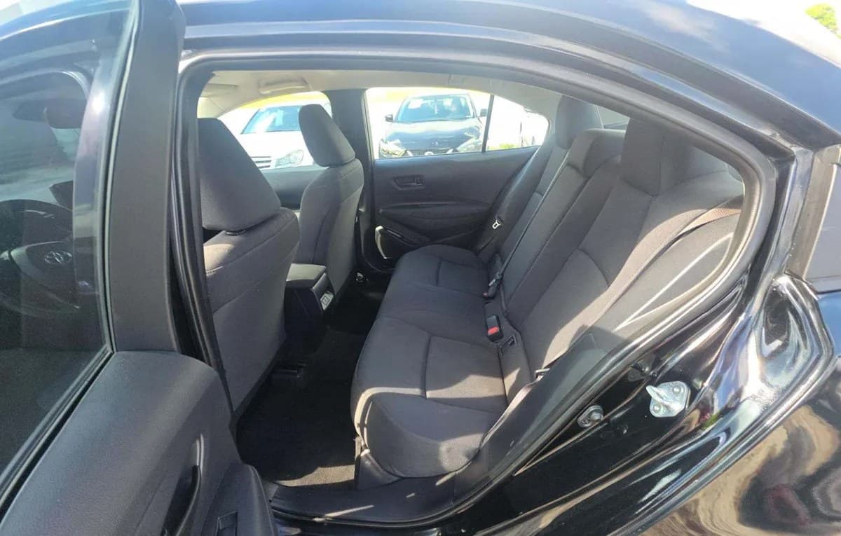 2024 TOYOTA COROLLA LE 7