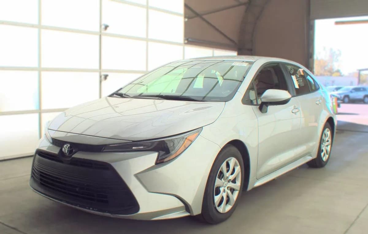 2025 TOYOTA COROLLA LE 2