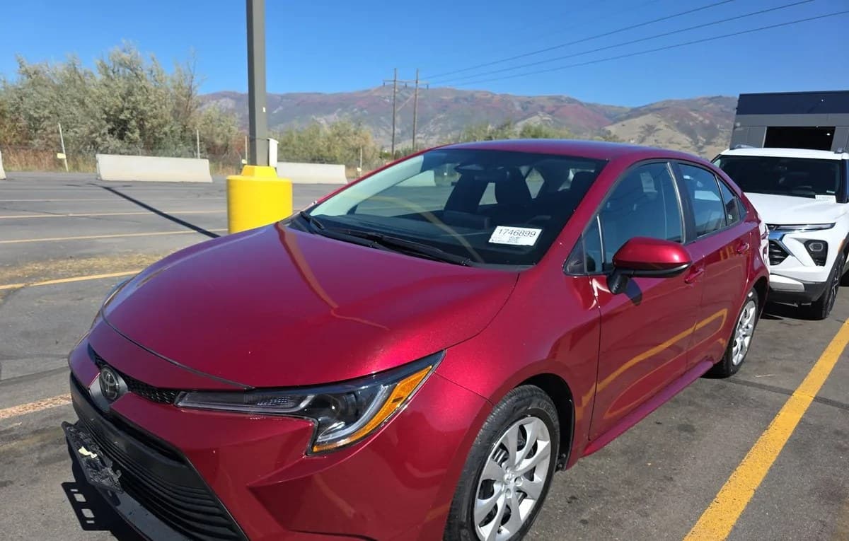 2025 TOYOTA COROLLA LE 2