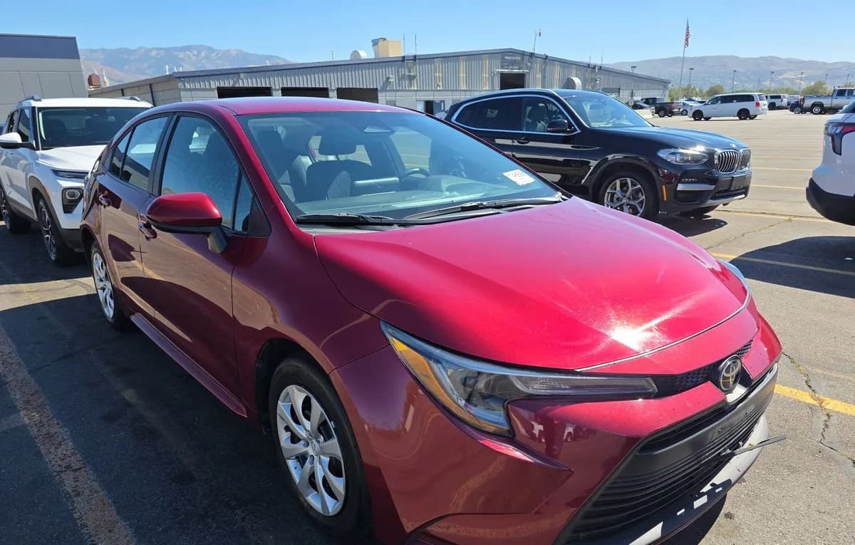 2025 TOYOTA COROLLA LE 4