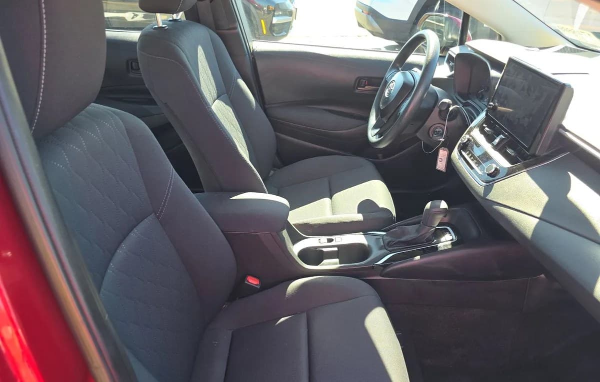 2025 TOYOTA COROLLA LE 5