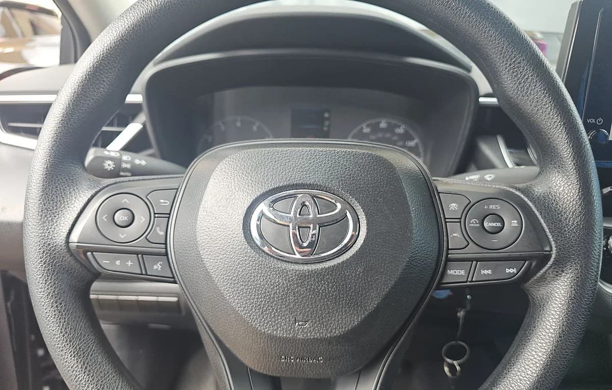 2025 TOYOTA COROLLA LE 7