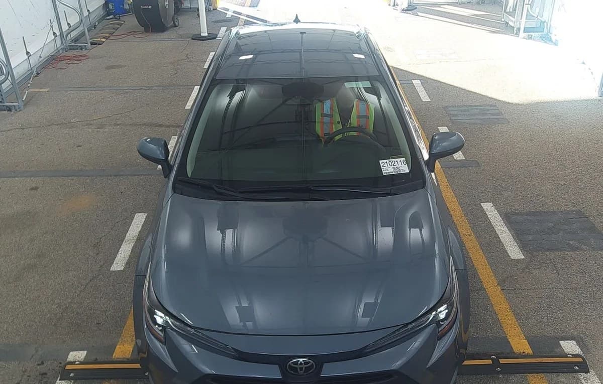 2025 TOYOTA COROLLA LE 3