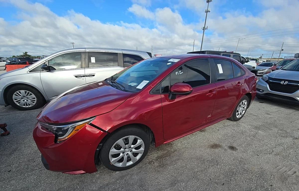 2024 TOYOTA COROLLA LE 2
