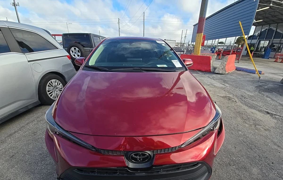 2024 TOYOTA COROLLA LE 3