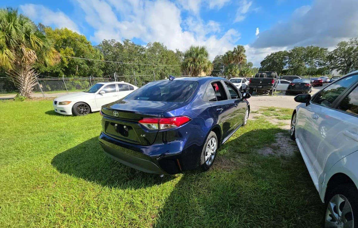 2024 TOYOTA COROLLA LE 4