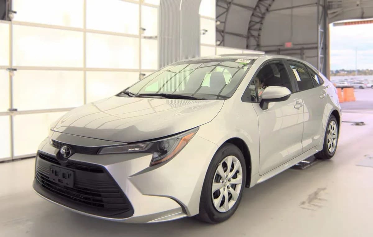 2024 TOYOTA COROLLA LE 2