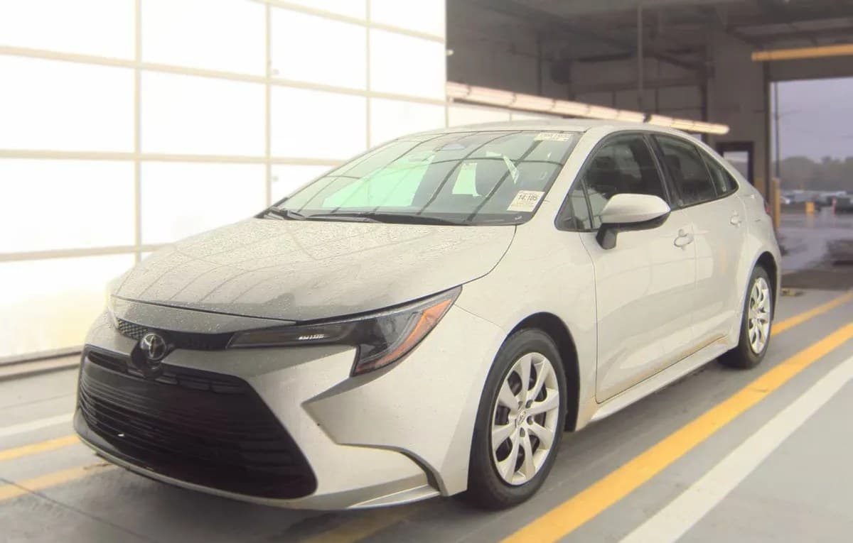 2025 TOYOTA COROLLA LE 2