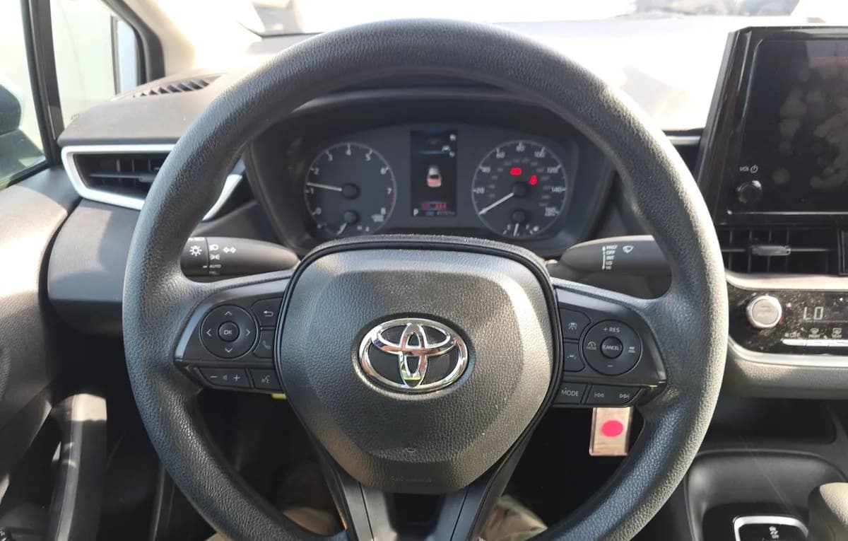 2025 TOYOTA COROLLA LE 7