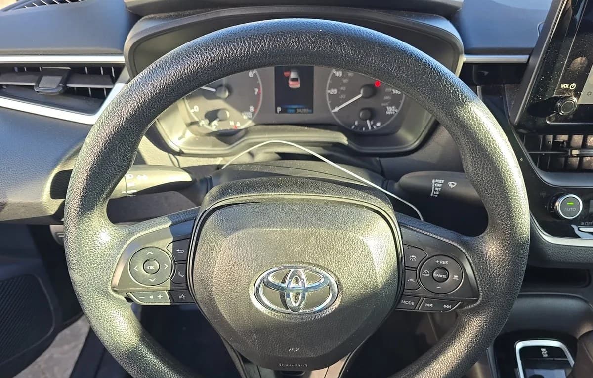 2025 TOYOTA COROLLA LE 7