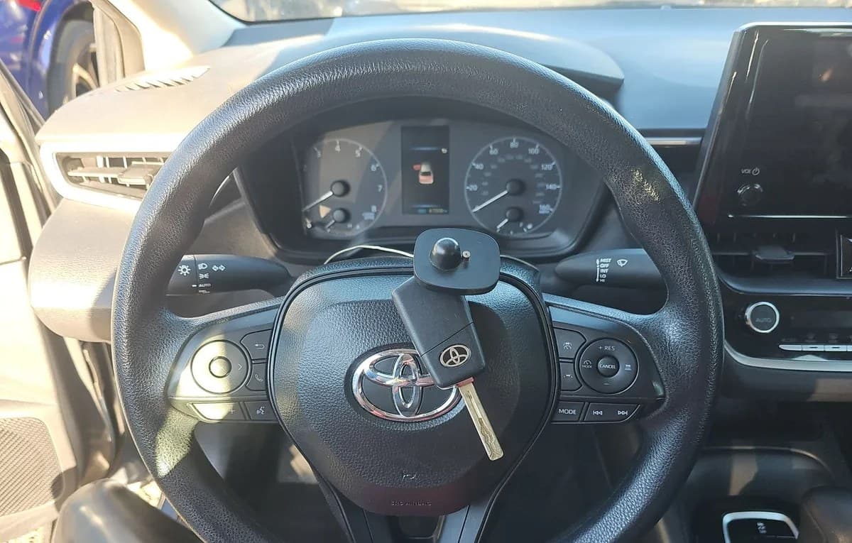 2025 TOYOTA COROLLA LE 7