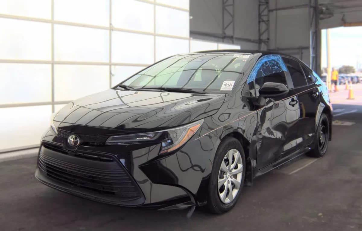 2025 TOYOTA COROLLA LE 2