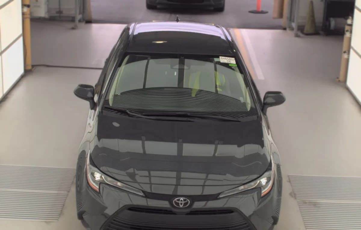 2026 TOYOTA COROLLA LE 3