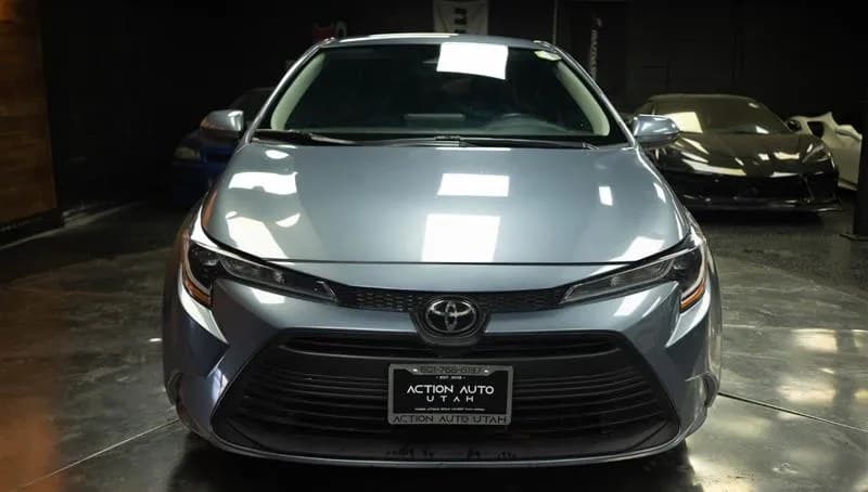 2024 TOYOTA COROLLA LE 4