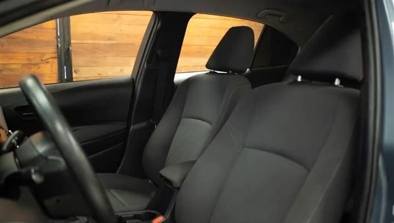 2024 TOYOTA COROLLA LE 7