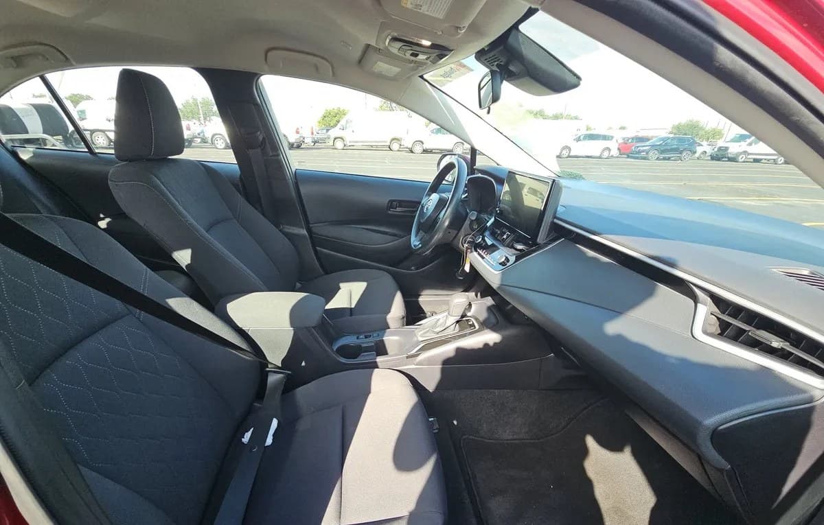 2025 TOYOTA COROLLA LE 5