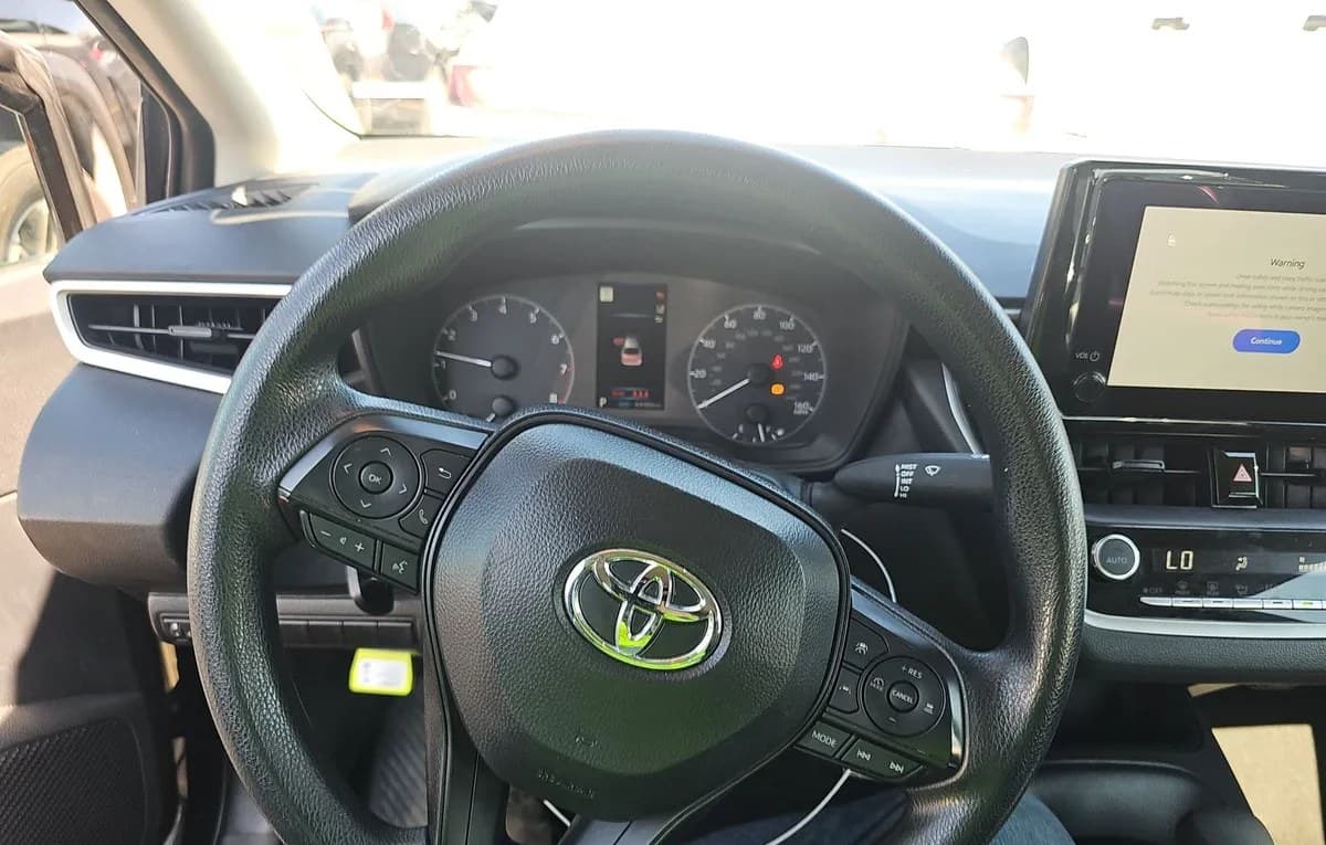 2025 TOYOTA COROLLA LE 7