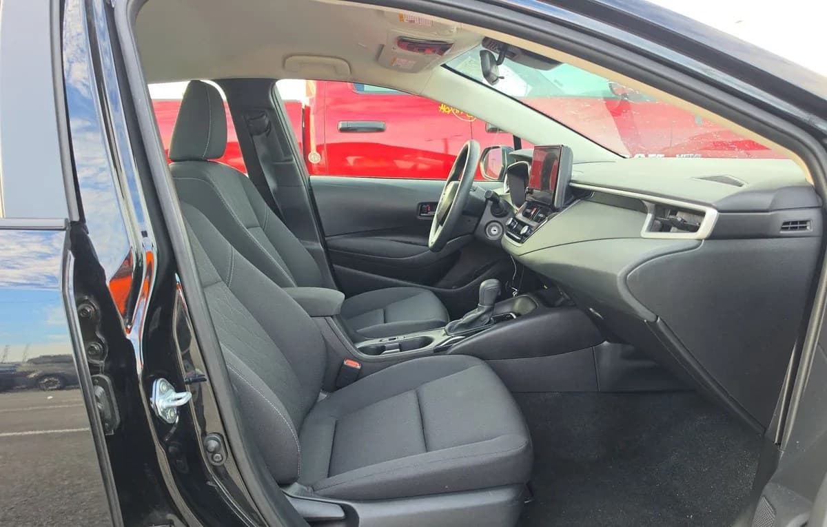 2025 TOYOTA COROLLA LE 5