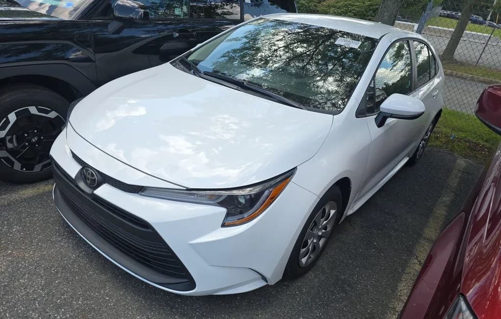 2025 TOYOTA COROLLA LE SEDAN