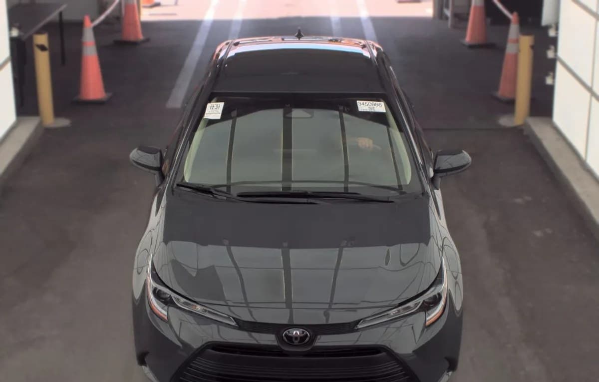 2025 TOYOTA COROLLA LE 3