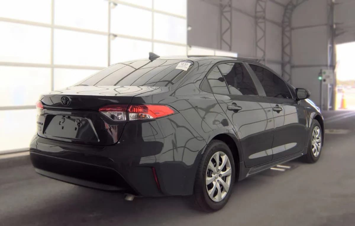 2025 TOYOTA COROLLA LE 5