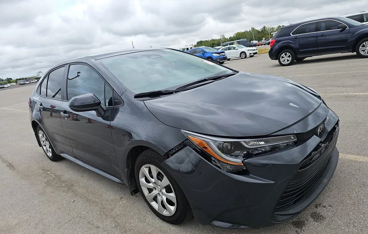 2026 TOYOTA COROLLA LE 4