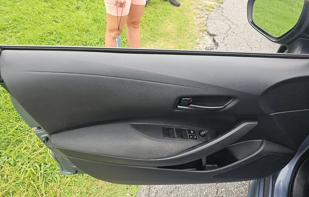 2023 TOYOTA COROLLA LE 6