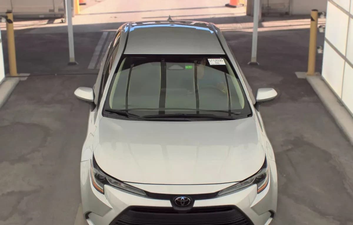 2023 TOYOTA COROLLA LE 3