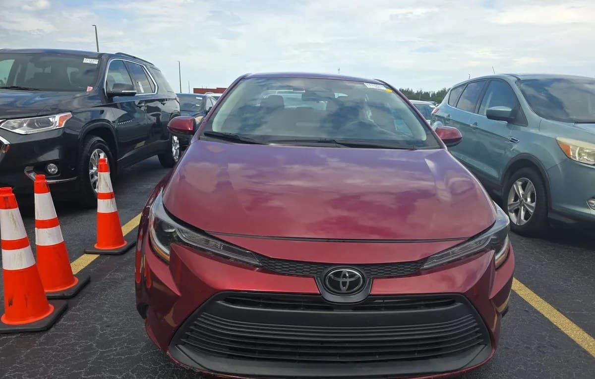 2023 TOYOTA COROLLA LE 3