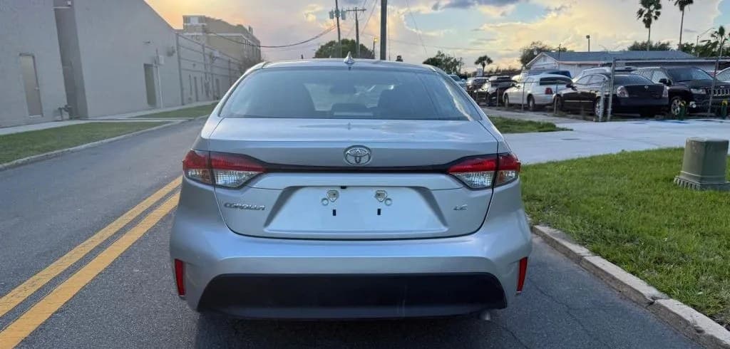 2024 TOYOTA COROLLA LE 5