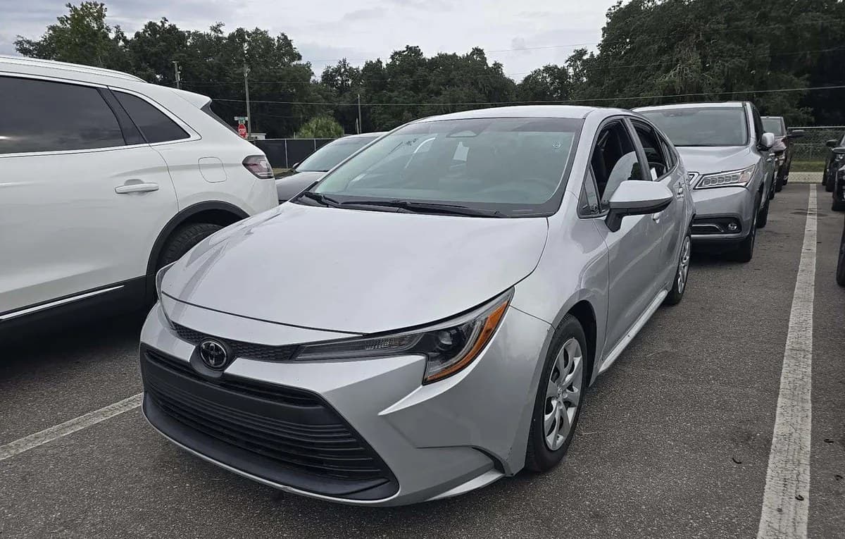 2024 TOYOTA COROLLA LE 2