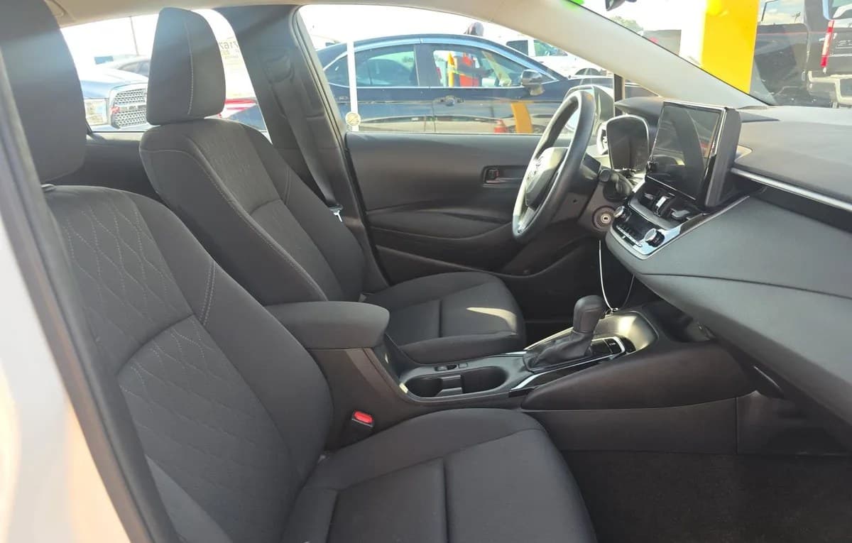 2025 TOYOTA COROLLA LE 5