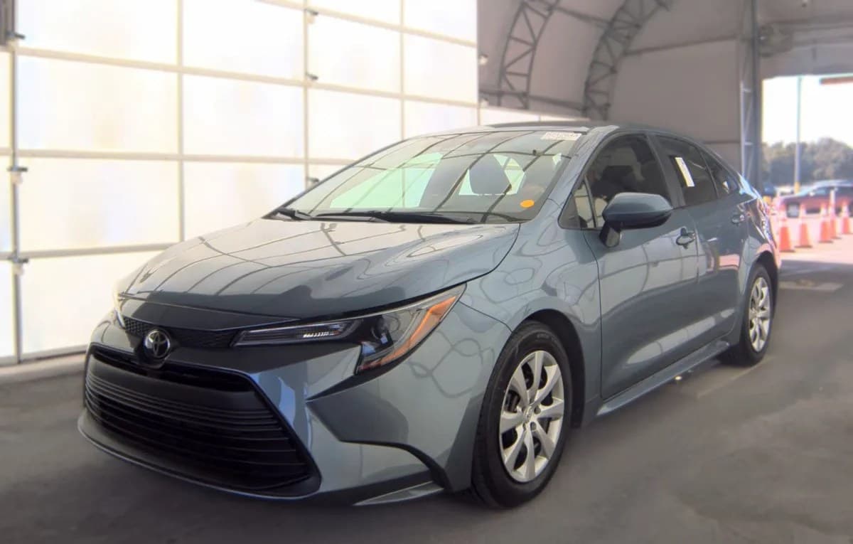 2025 TOYOTA COROLLA LE 2