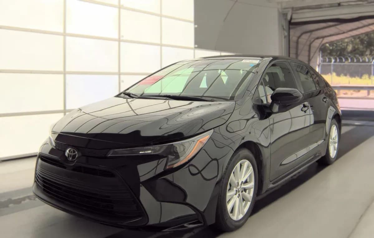 2026 TOYOTA COROLLA LE 2