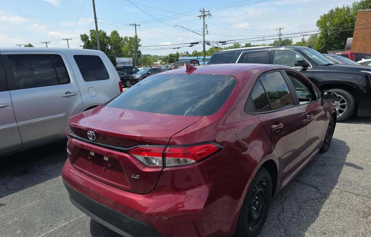 2026 TOYOTA COROLLA LE 4