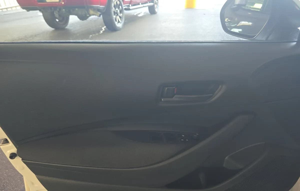 2025 TOYOTA COROLLA LE 6