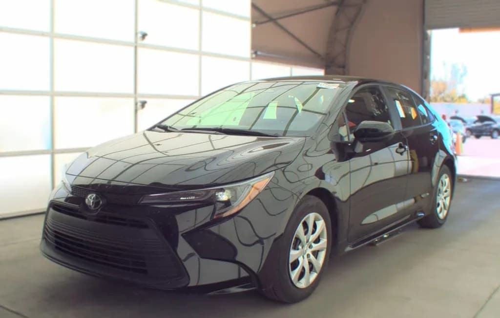 2025 TOYOTA COROLLA LE SEDAN