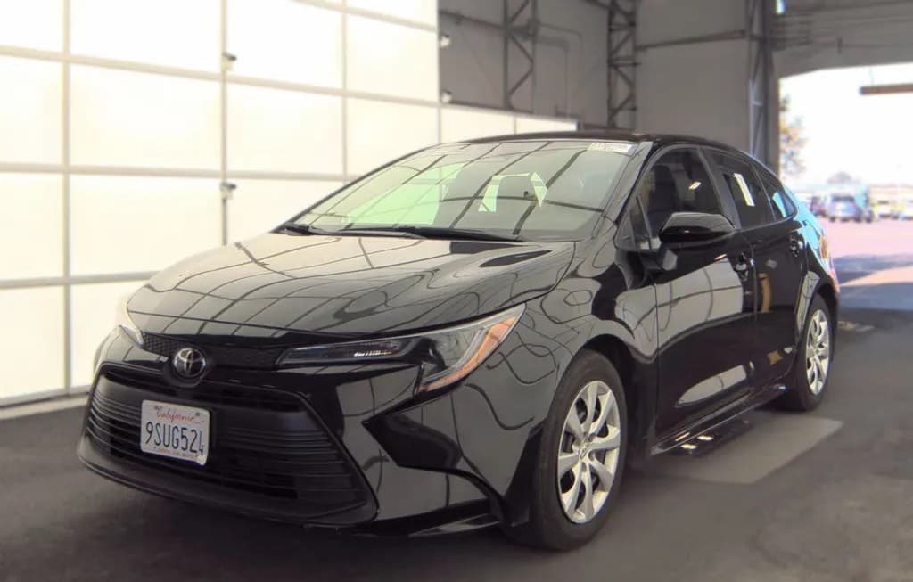 2025 TOYOTA COROLLA LE SEDAN